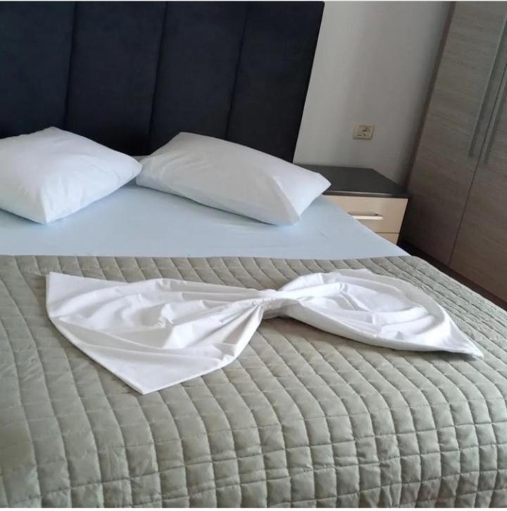 Anxhelos Hotel Himare Exterior foto
