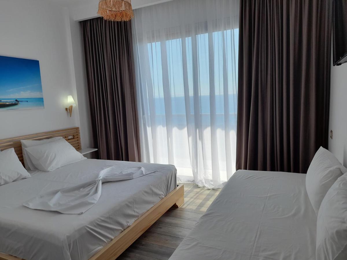 Anxhelos Hotel Himare Exterior foto