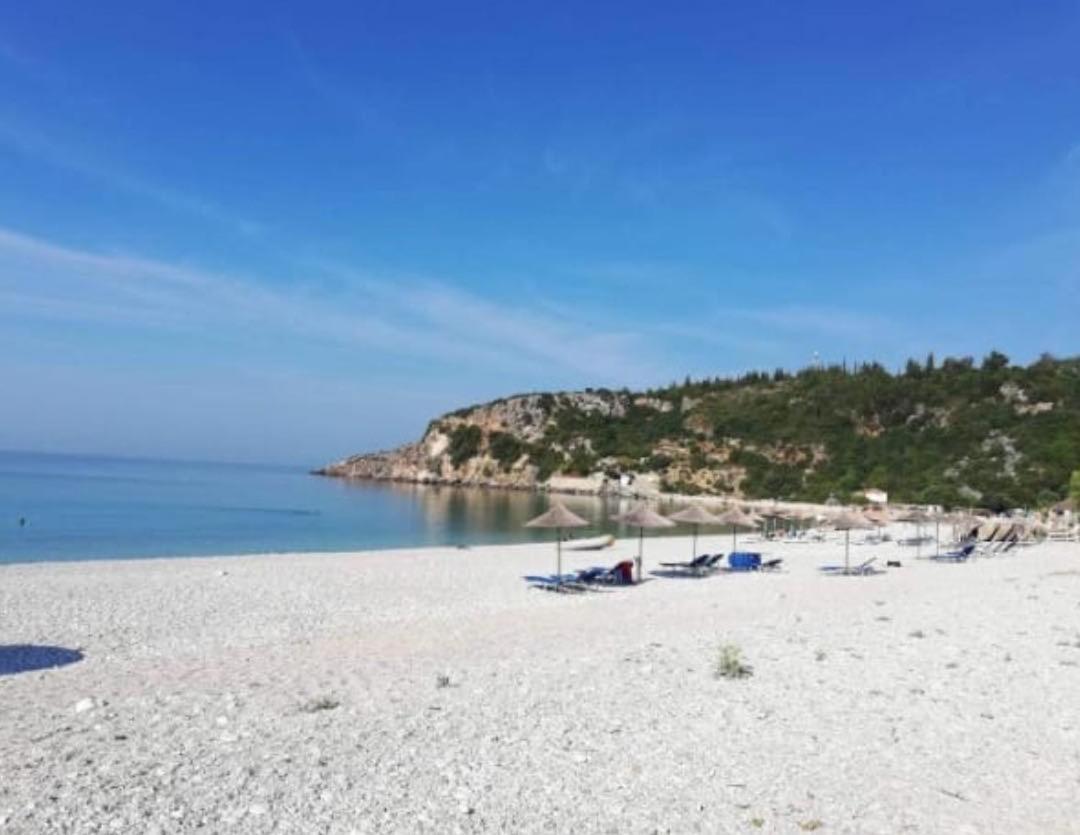 Anxhelos Hotel Himare Exterior foto