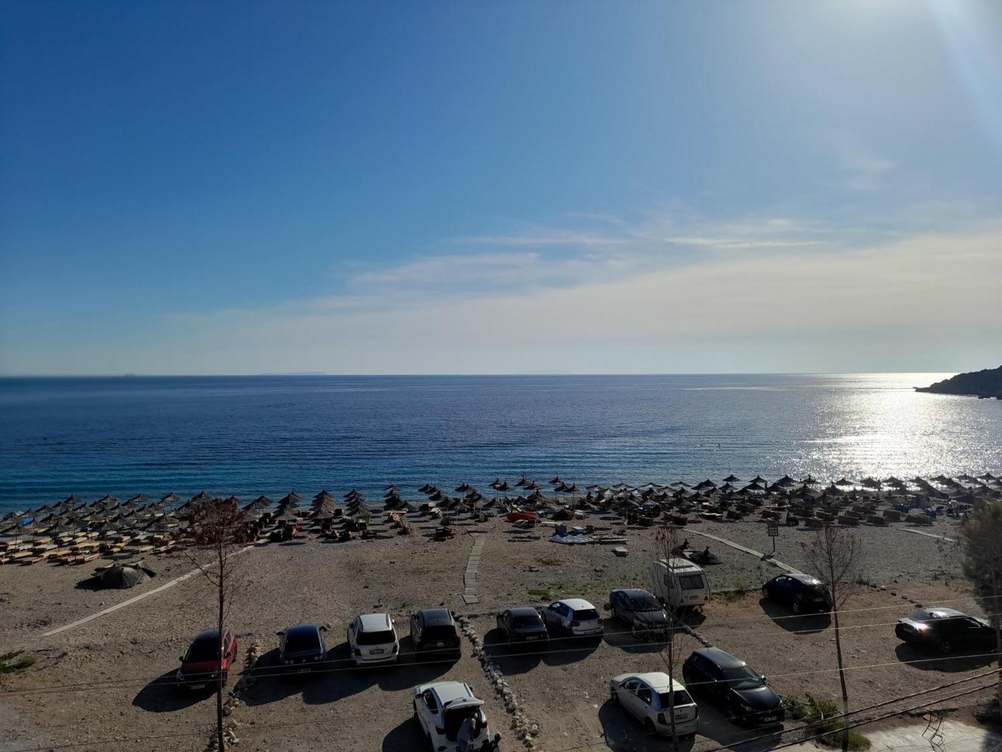Anxhelos Hotel Himare Quarto foto