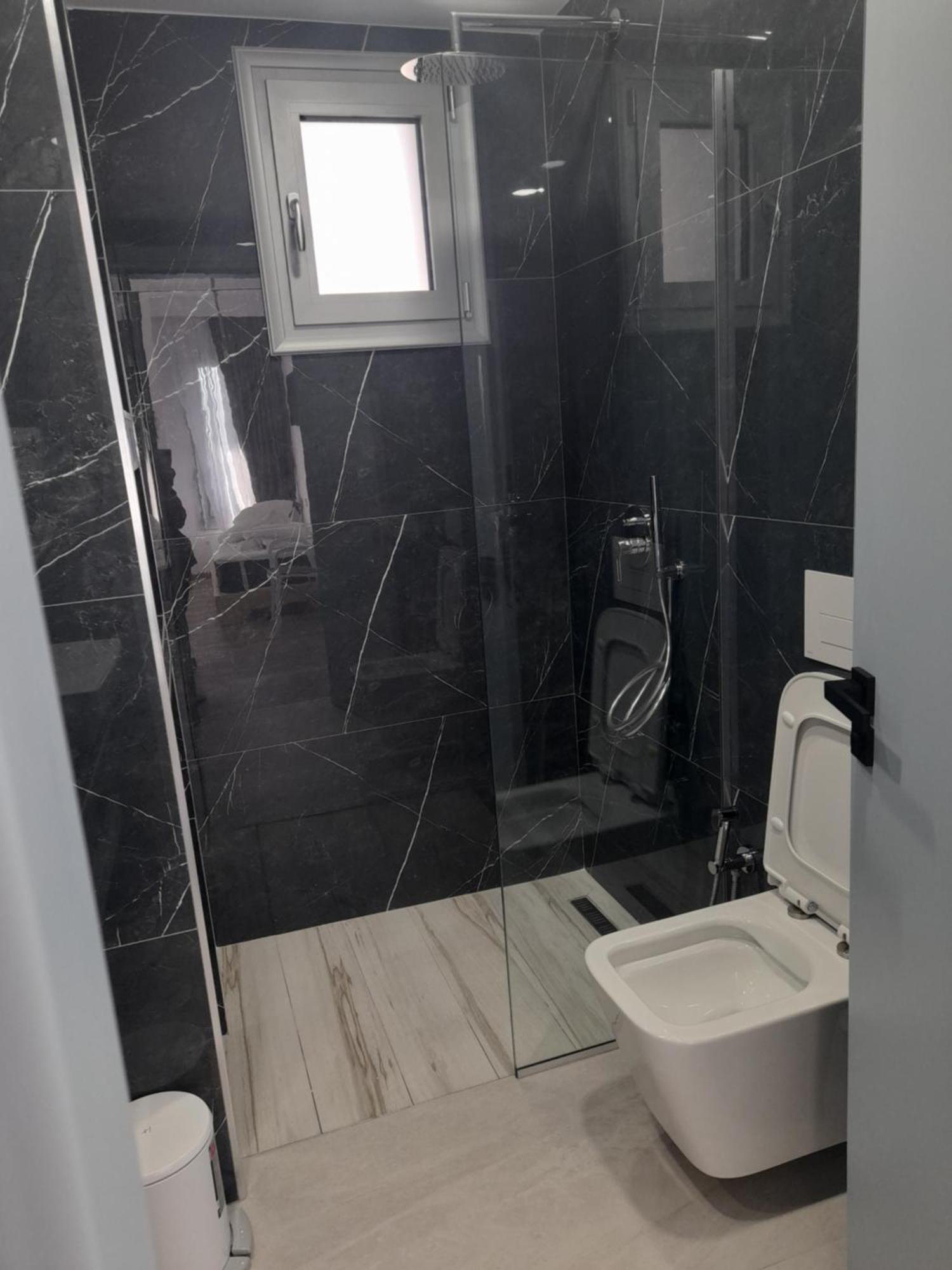 Anxhelos Hotel Himare Quarto foto